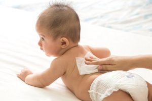 دستمال مرطوب